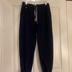 Men’s Figs scrub pants. Tansen jogger style, navy blue